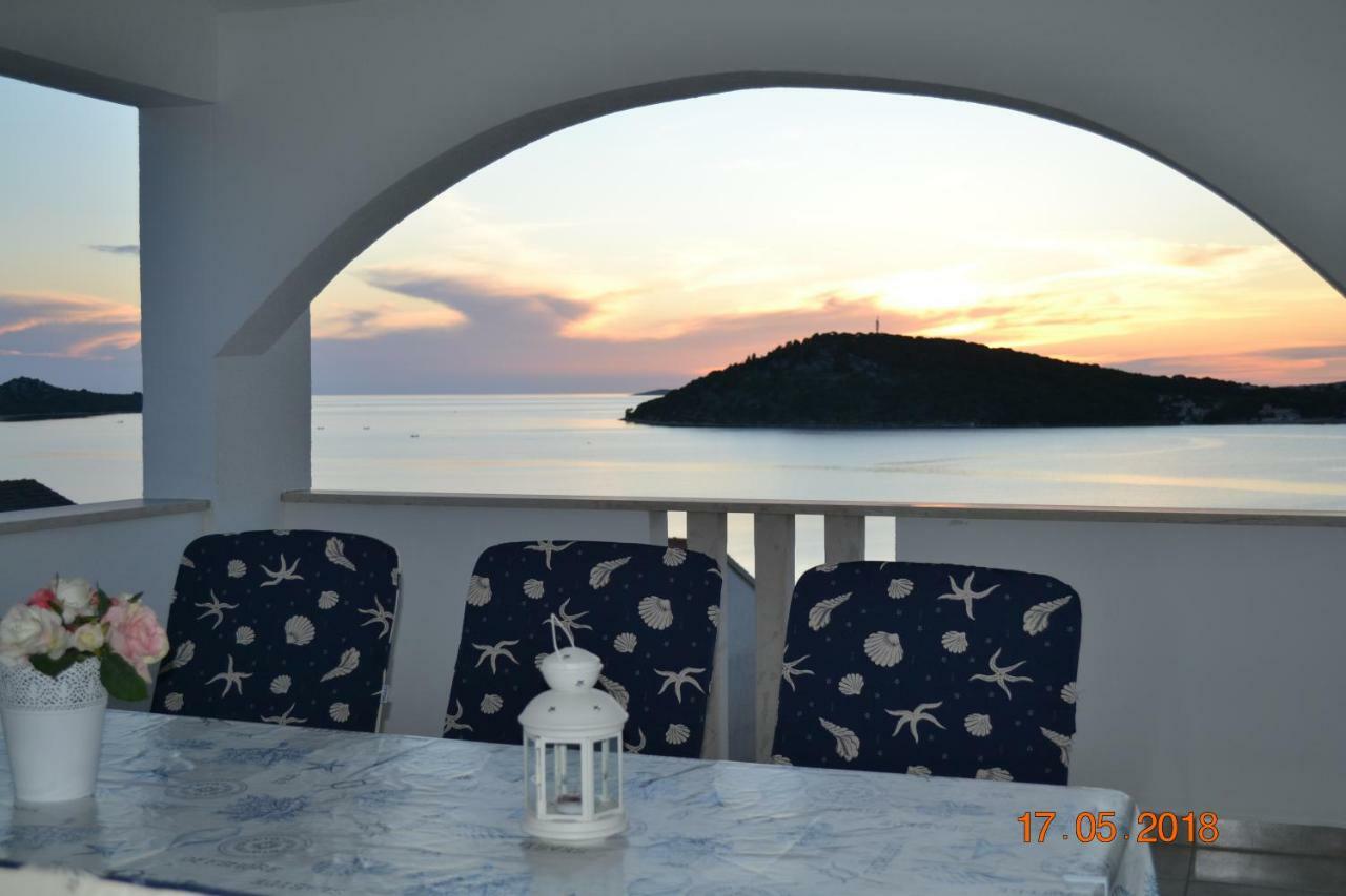 Holiday Apartments Lucic - Feels Like Home, Away From Home Ražanj Kültér fotó